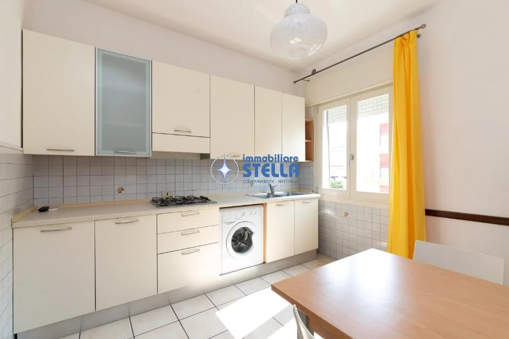 Appartamento con Balcone — Condominio Baraziol