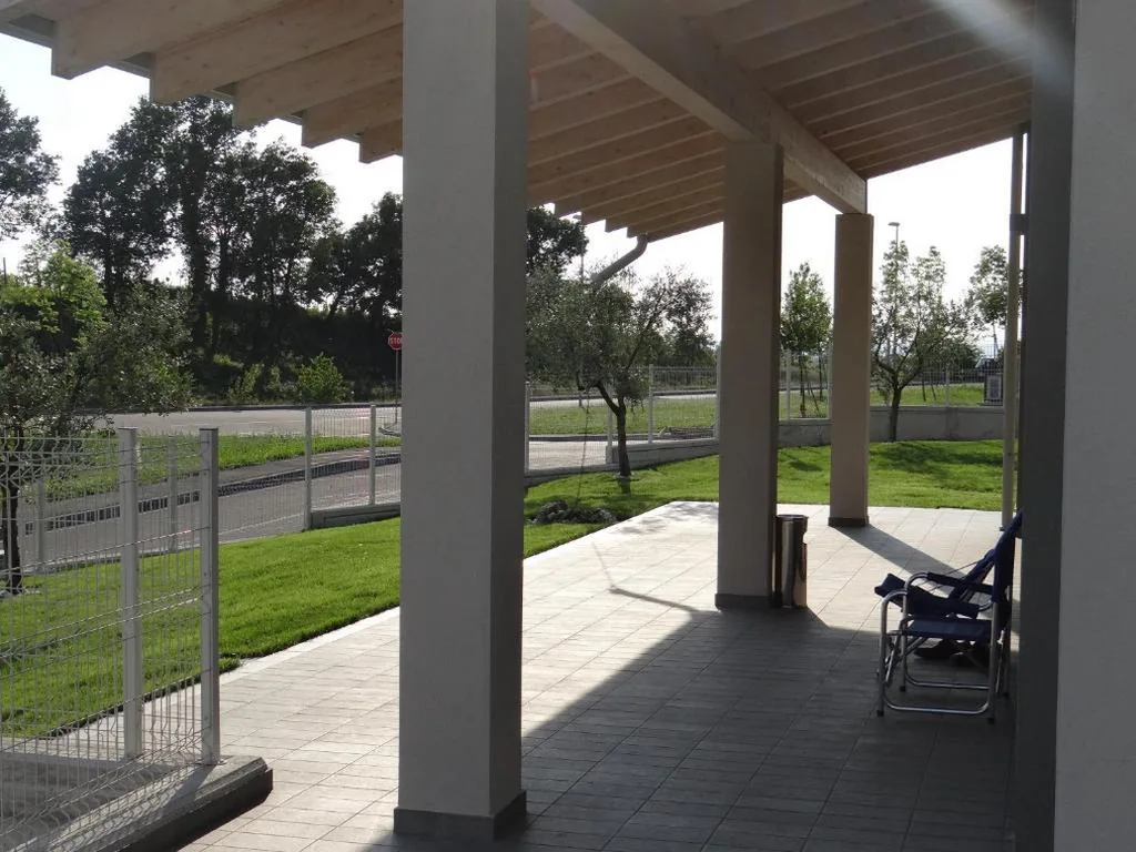 Apartment with Balcony and Garden View — Nuovo Laghetto Del Frassino