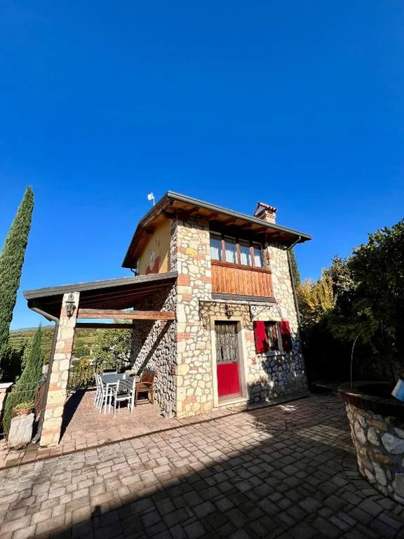 Apartment with Terrace — Corte Tamellini