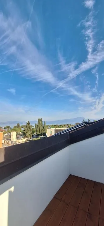 Appartamento con Terrazza — Vialeromadodici Rooms & Apartments