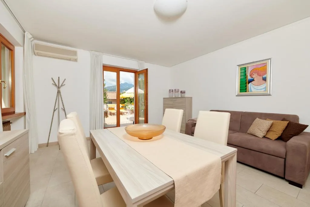 Apartment with Garden View — Residence La Cioca