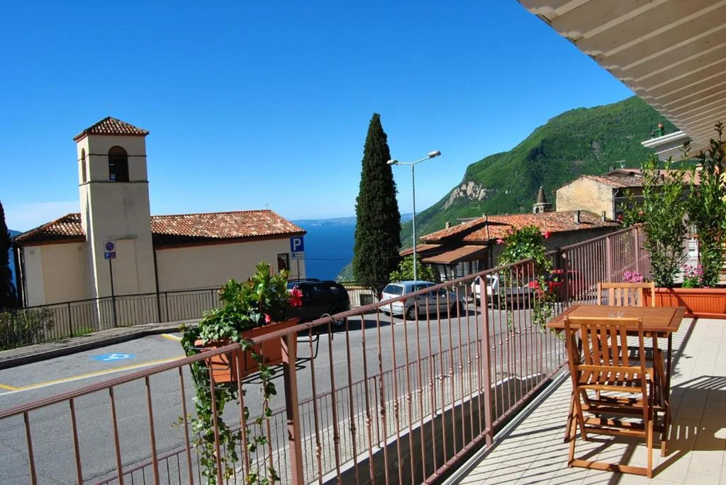 Appartamento con Vista Lago - Dependance — Hotel Gallo