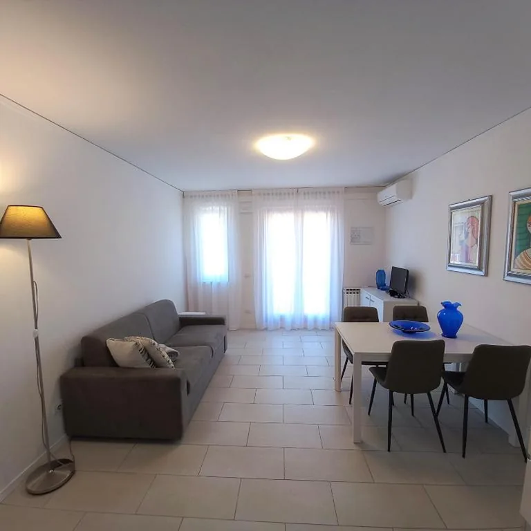 Apartment with Pool View — Residence La Cioca