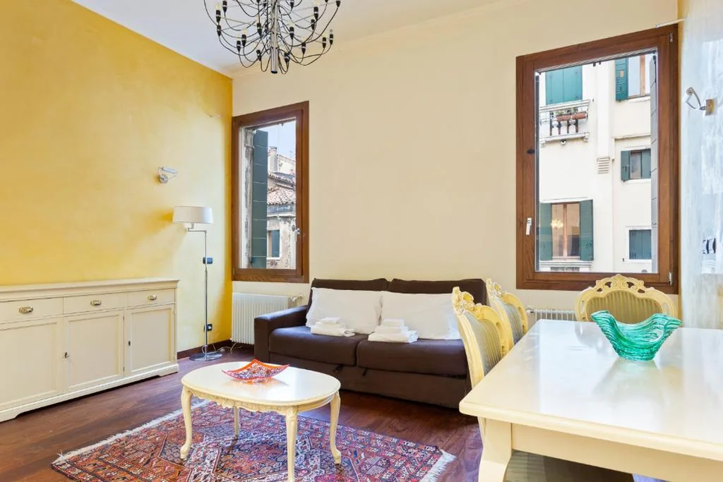 Appartamento Deluxe con 1 Camera da Letto e Vista Città — Top Venice Apartments and Rooms Ostreghe Bridge