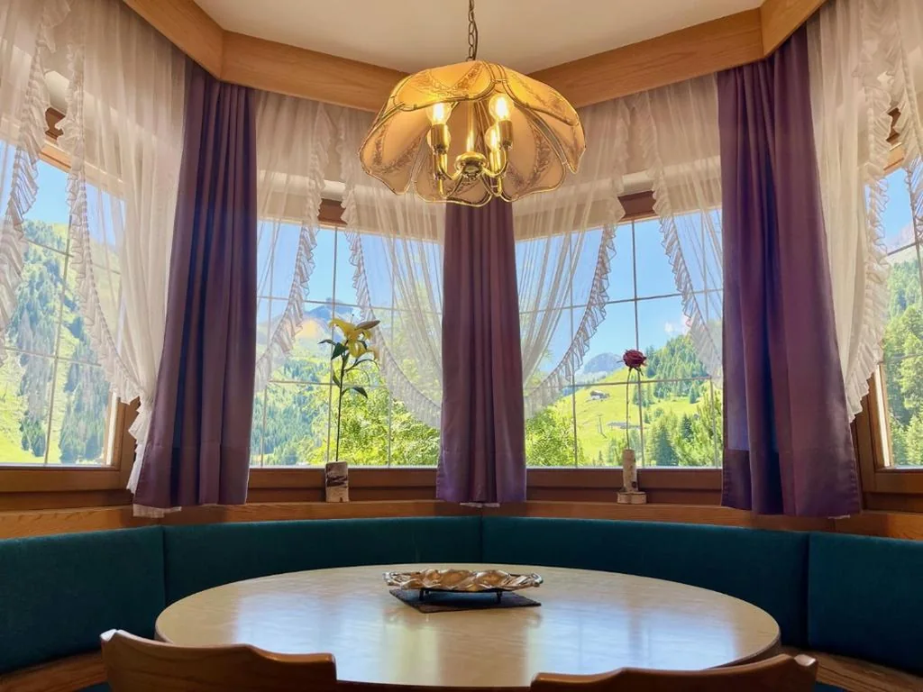 Two-Bedroom Deluxe Apartment with Balcony — Wellness Residence Panorama – check-in at Olympia Hotel