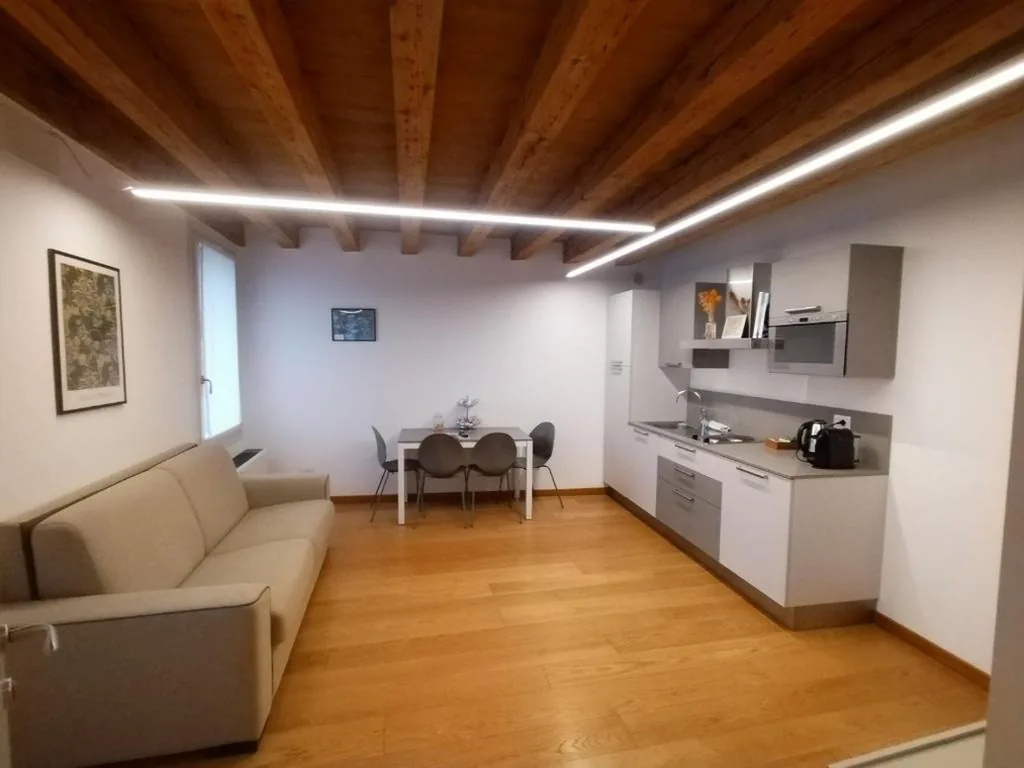 Deluxe Two-Bedroom Apartment — Residenza Della Samaritana