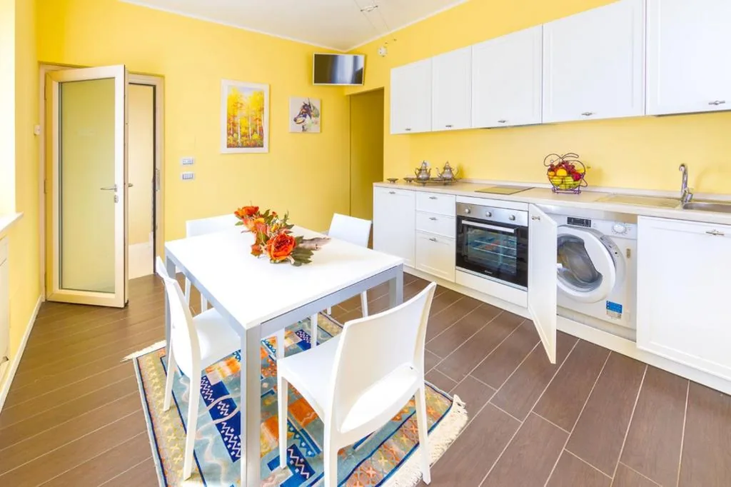 Appartamento Familiare con 2 Camere da Letto — Villa Luisa Rooms and Breakfast
