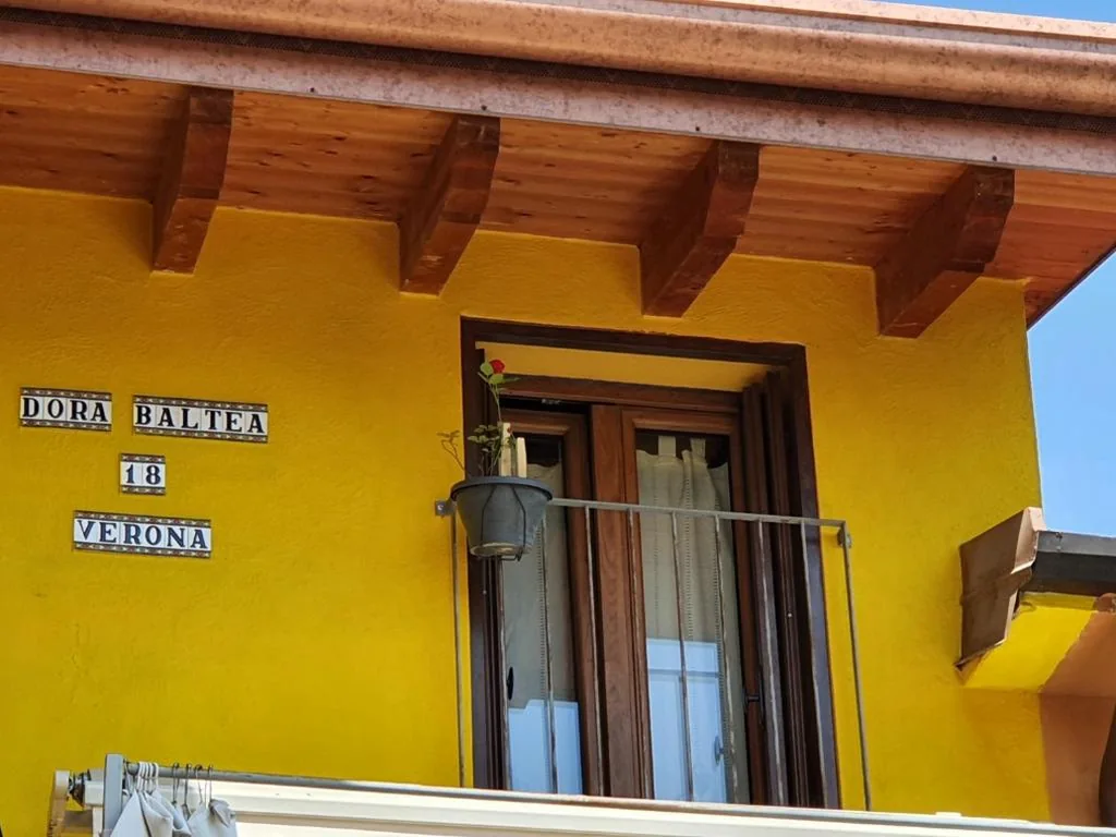 Appartamento Standard — Dora Baltea Monolocale primo piano Mansarda secondo piano