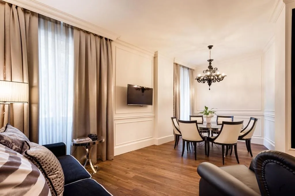 Two-Level One-Bedroom Apartment (5 Adults) - Separate Building — Hotel Milano & SPA***S
