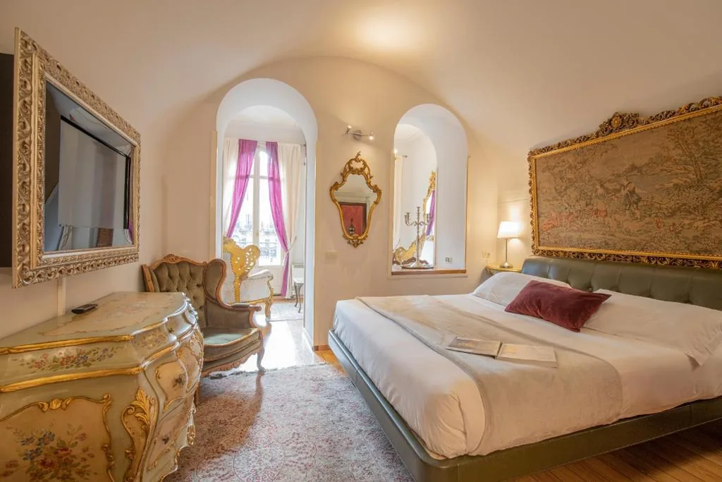 Appartamento Superior con Balcone e Vista Città — Corte Realdi Suites Piazza Erbe