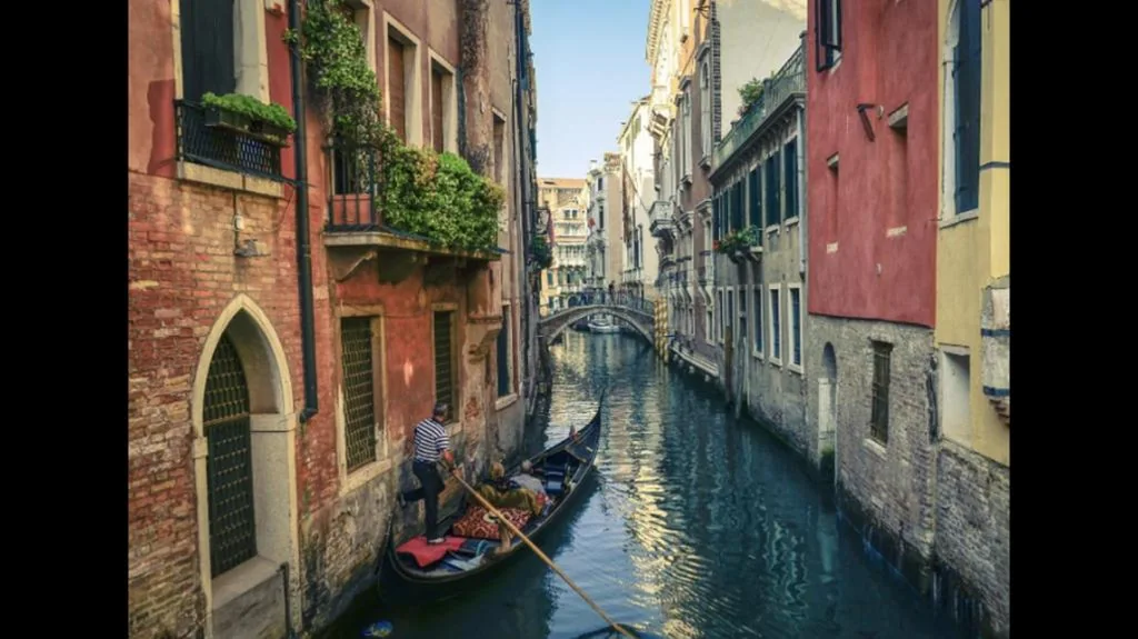 B&B Al Teatro with canal view — foto 4