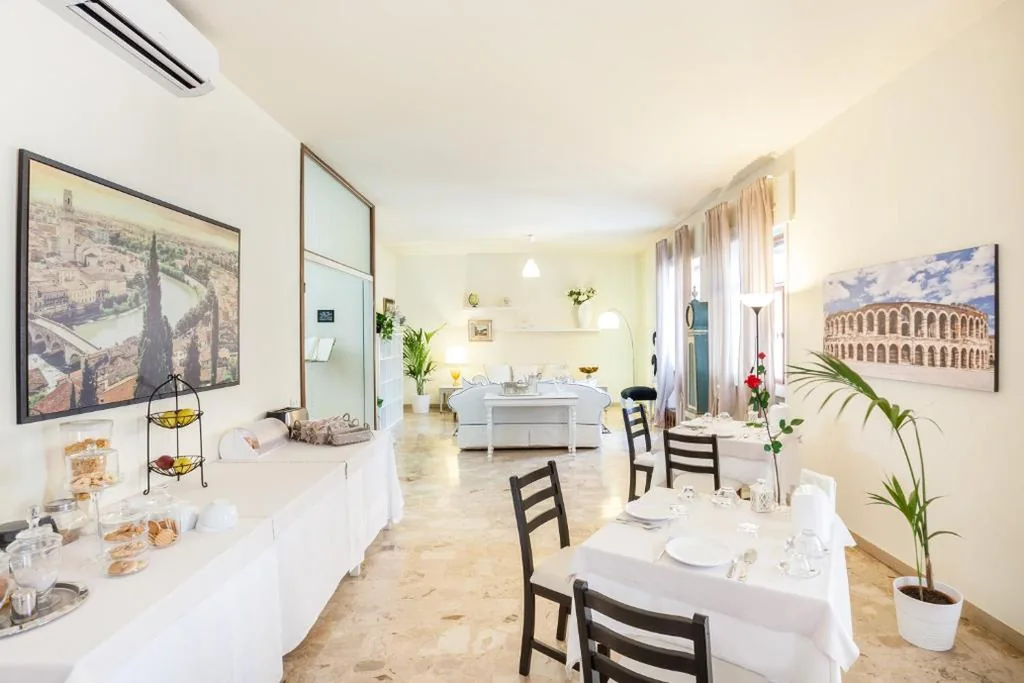 B&B Happiness – City Center