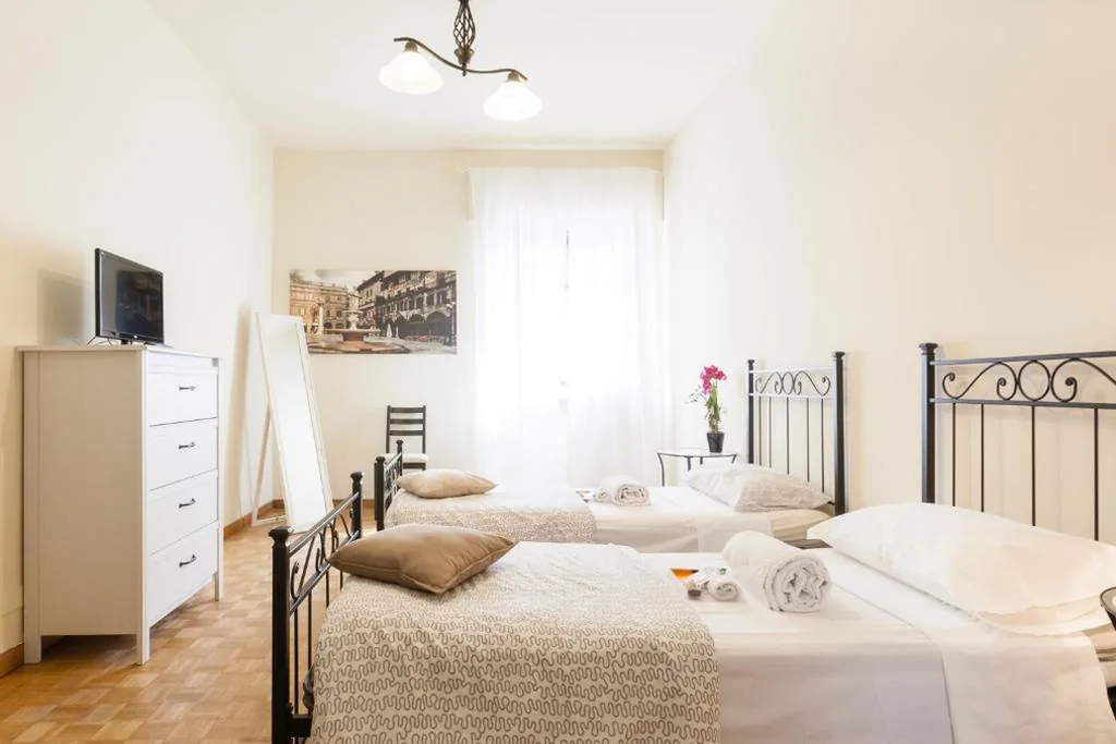 B&B Happiness – City Center
