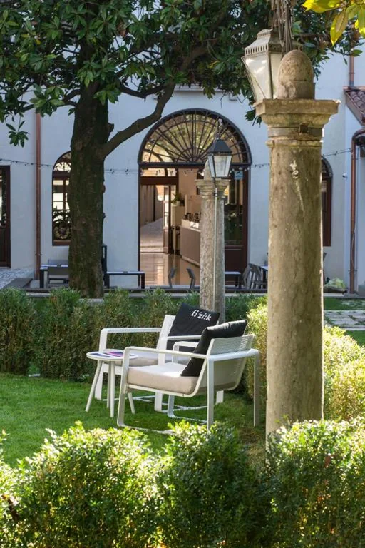 Bassano Club House