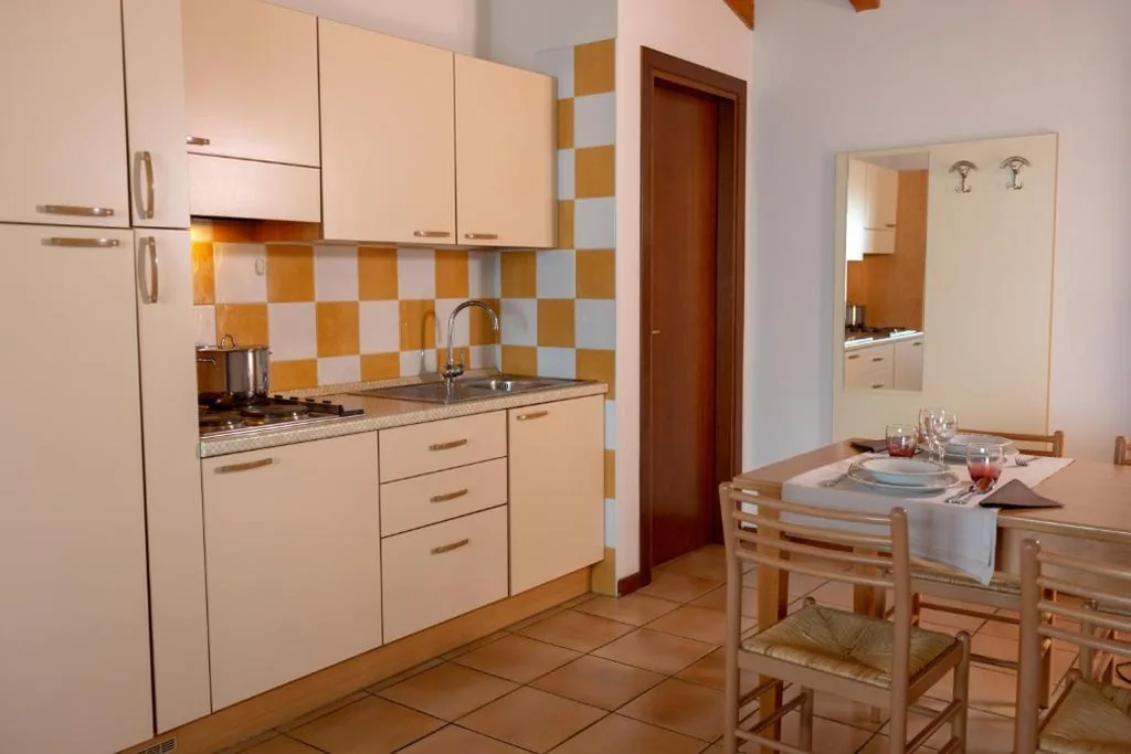 Bilocale con Vista Lago — Hotel Residence Sirenella