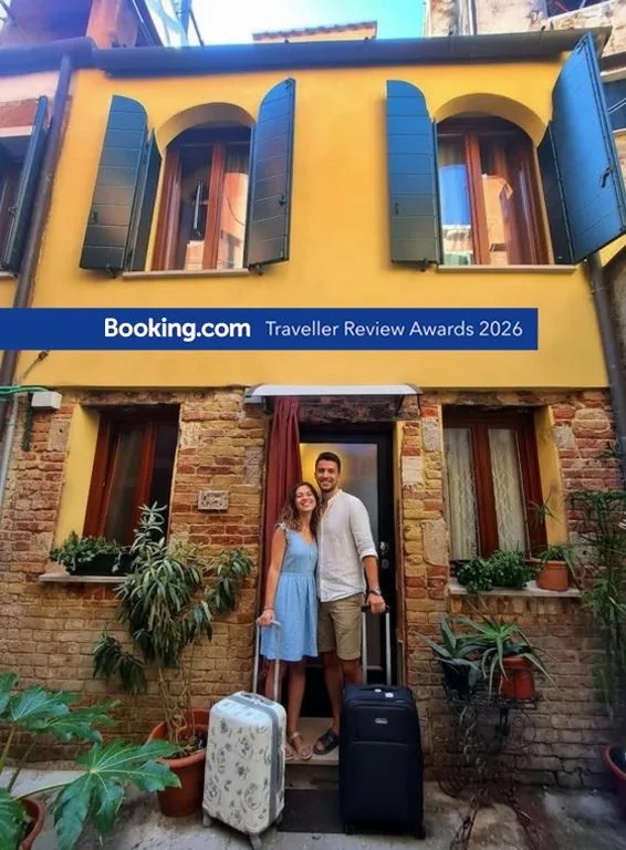 Cà 3 Leoni – Romantic House in the heart of Venice
