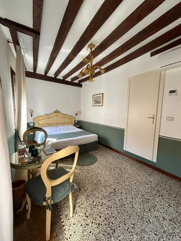 Ca’ San Trovaso – 6 Rooms — foto 4