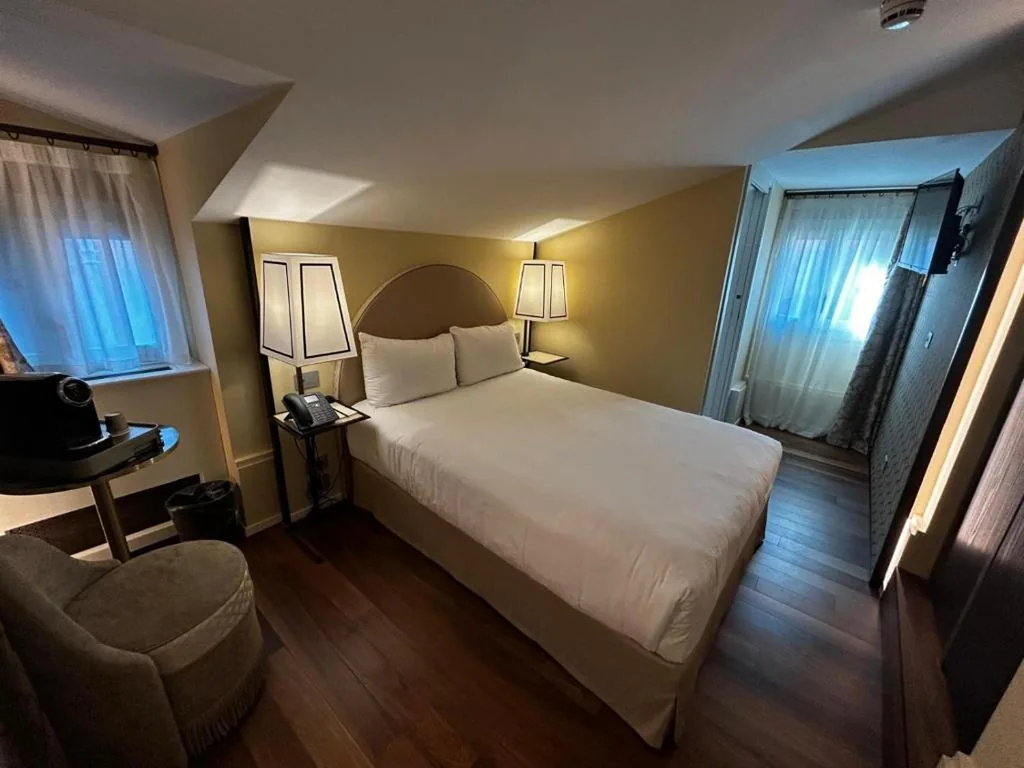 Camera Basic — Albergo San Marco
