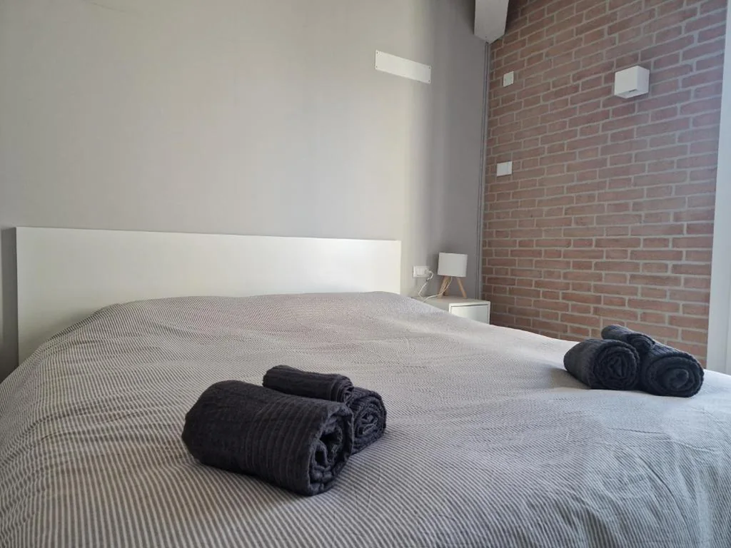 Comfort Room with Maxi Shower — Tiramisù incluso – by Flora