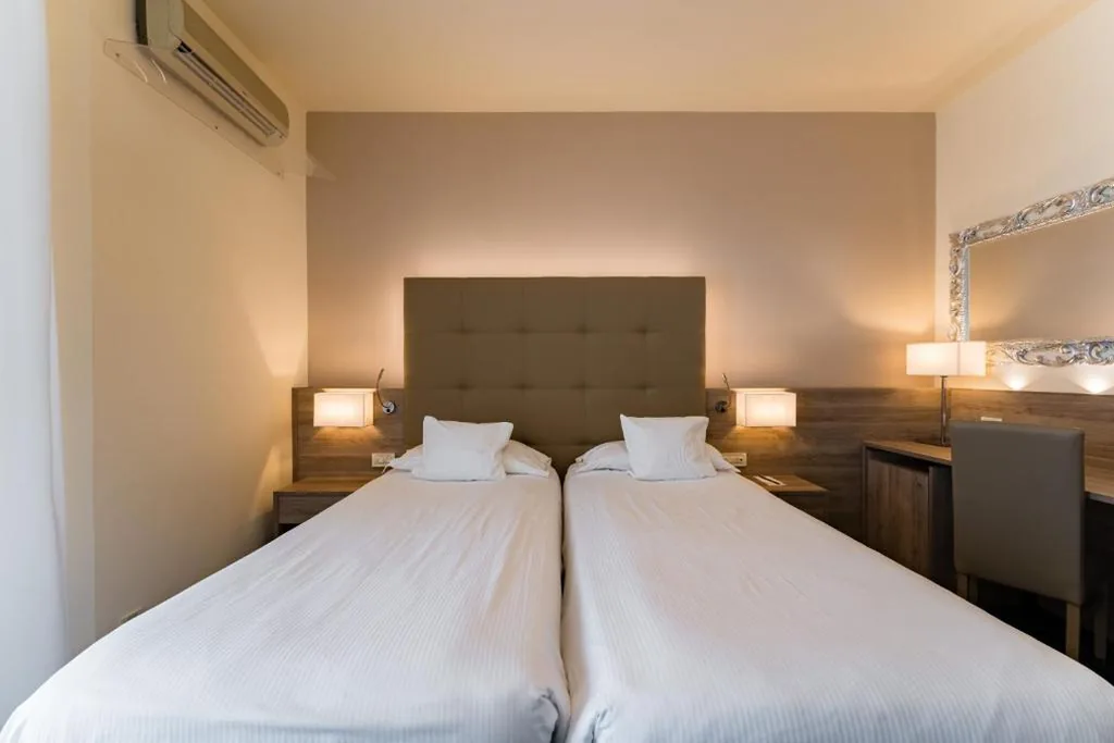 Camera Comfort Matrimoniale/Doppia con Letti Singoli — Hotel Garden Terme
