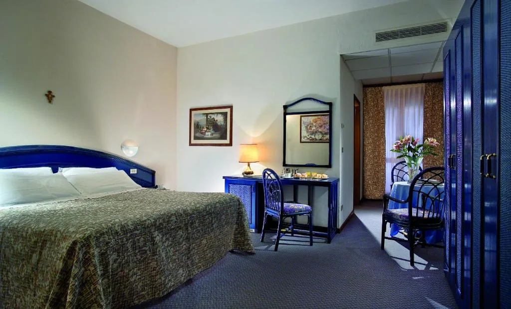 Comfort Double or Twin Room — Hotel Terme Bologna