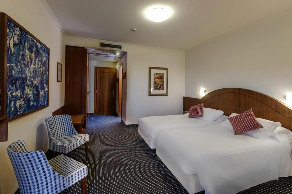 Comfort Double or Twin Room — Hotel Terme Millepini