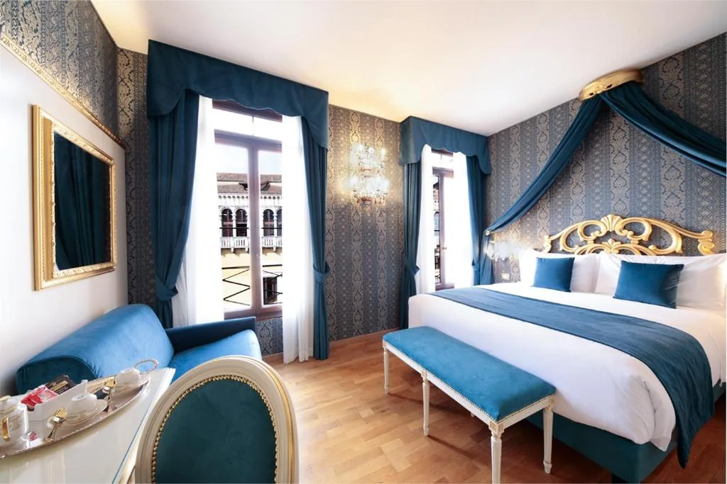 Camera Deluxe (2 Adulti + 1 Bambino) — Residenza Fiore