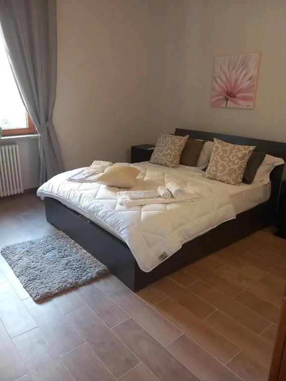 Deluxe Room — Bonsai B&B