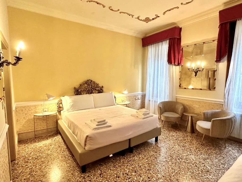 Camera Deluxe — Casa Alla Fenice