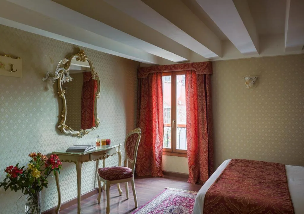 Camera Deluxe — Hotel La Residenza