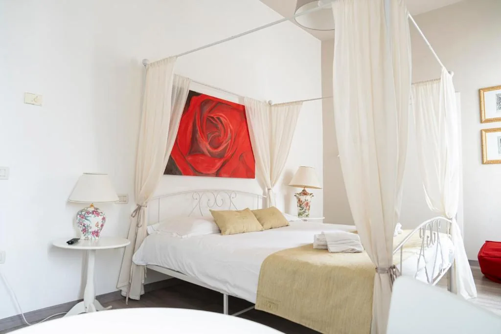 Deluxe Double or Twin Room — Ca’ Garibaldi Rooms