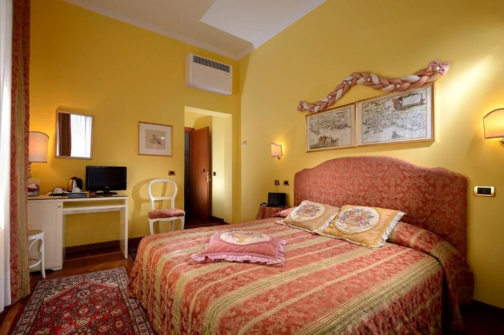 Camera Deluxe Matrimoniale/Doppia con Letti Singoli — Casa Villa Gardenia – Venice