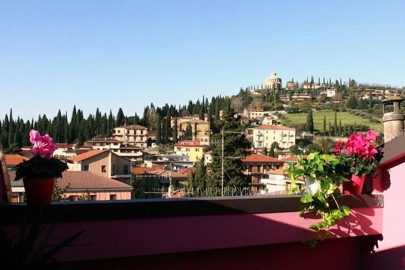 Deluxe Double or Twin Room — CUORE di GIULIETTA