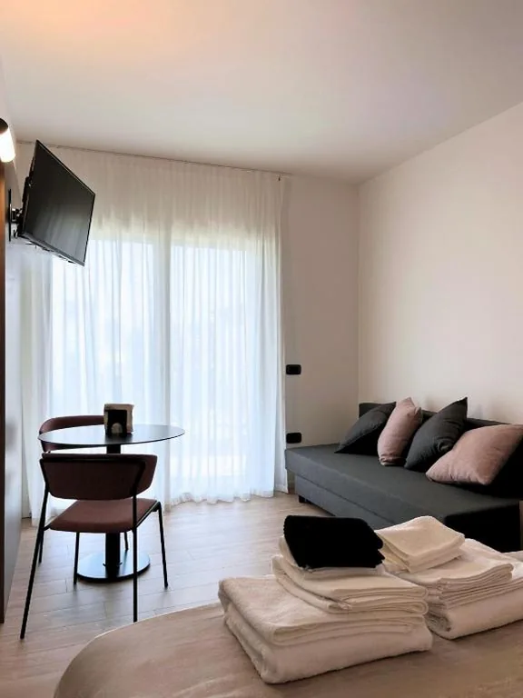 Deluxe Double or Twin Room with Balcony — Green House