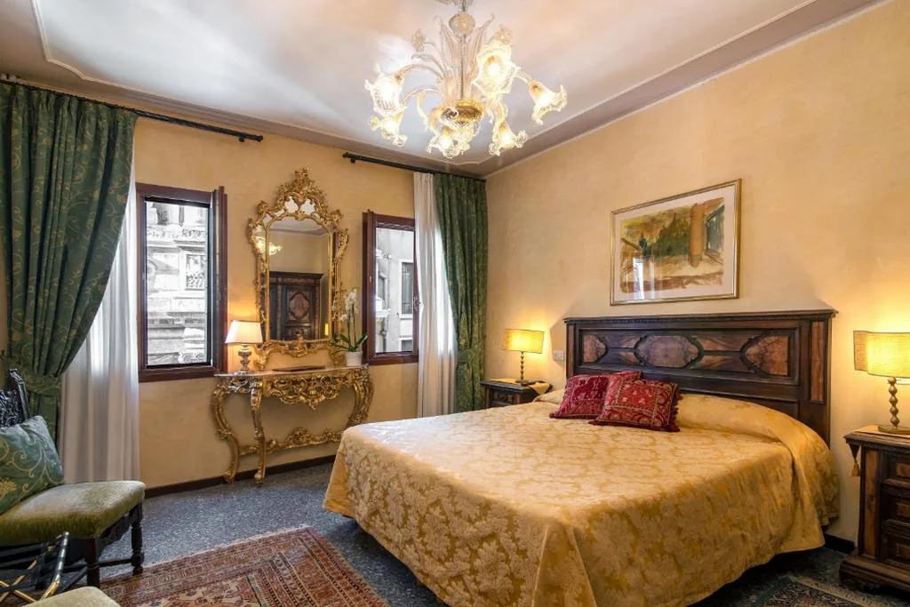 Camera Deluxe Matrimoniale/Doppia con Letti Singoli con Vista Città — Hotel Bel Sito e Berlino
