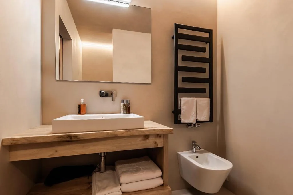 Deluxe Double or Twin Room — Hotel Evaldo