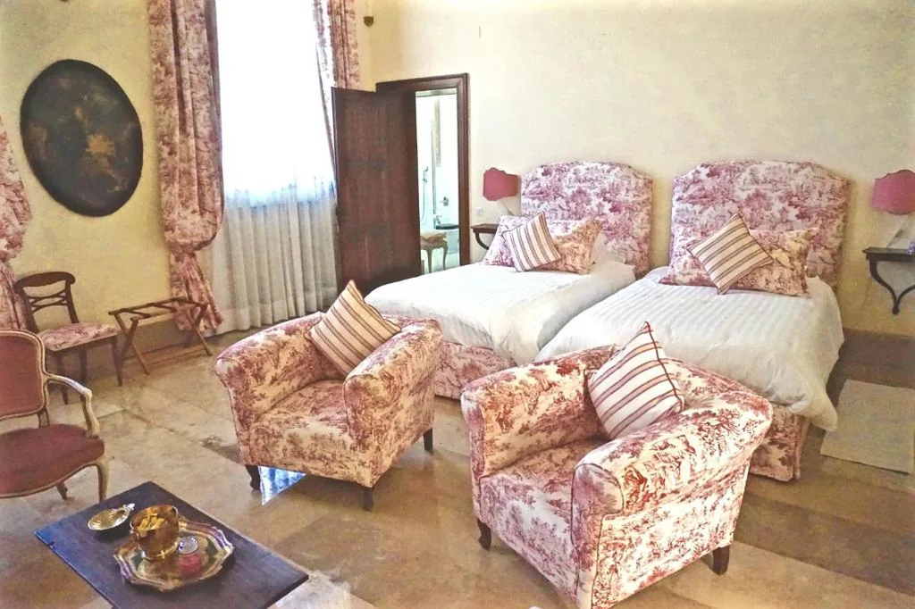 Camera Deluxe Matrimoniale/Doppia con Letti Singoli — Palazzo Mantua Benavides Suites & Apartments