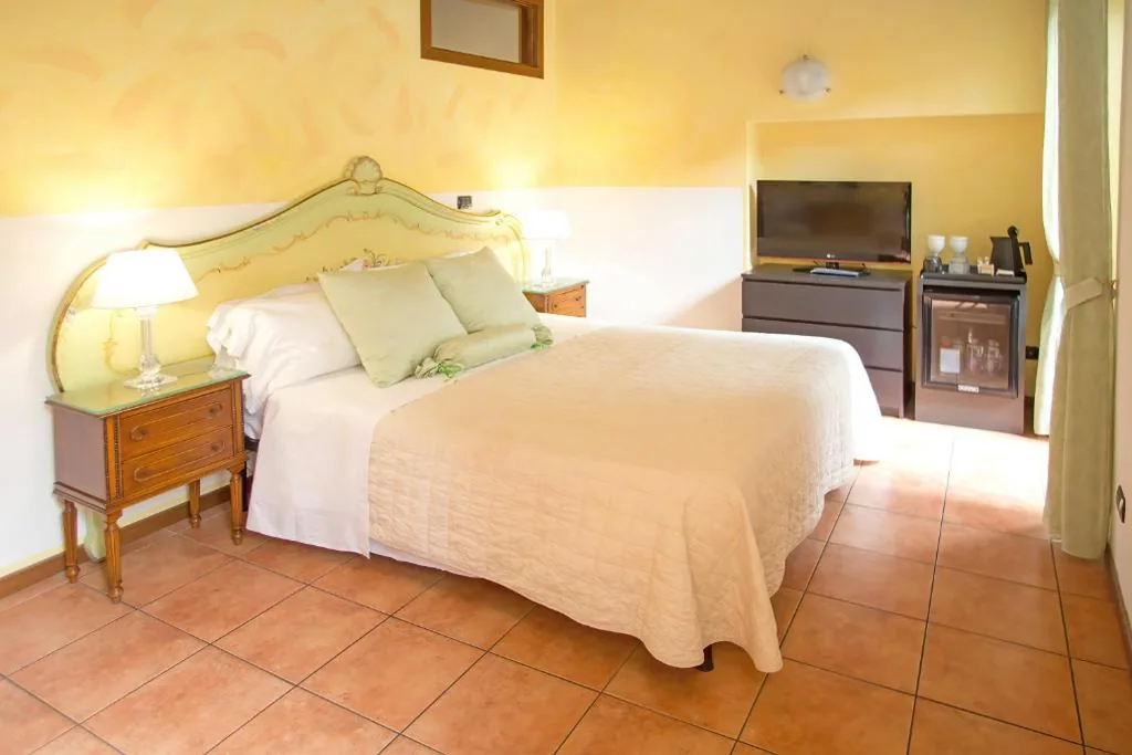 Camera Deluxe Matrimoniale/Doppia con Letti Singoli con Balcone Privato — Veronetta House