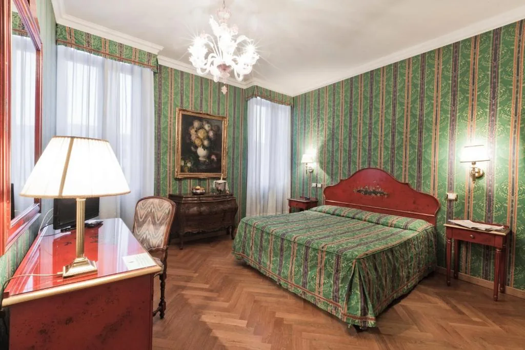 Camera Deluxe — Palazzo Cendon Piano Antico