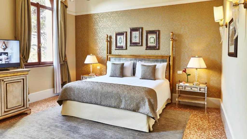 Deluxe Room — San Clemente Palace Venice