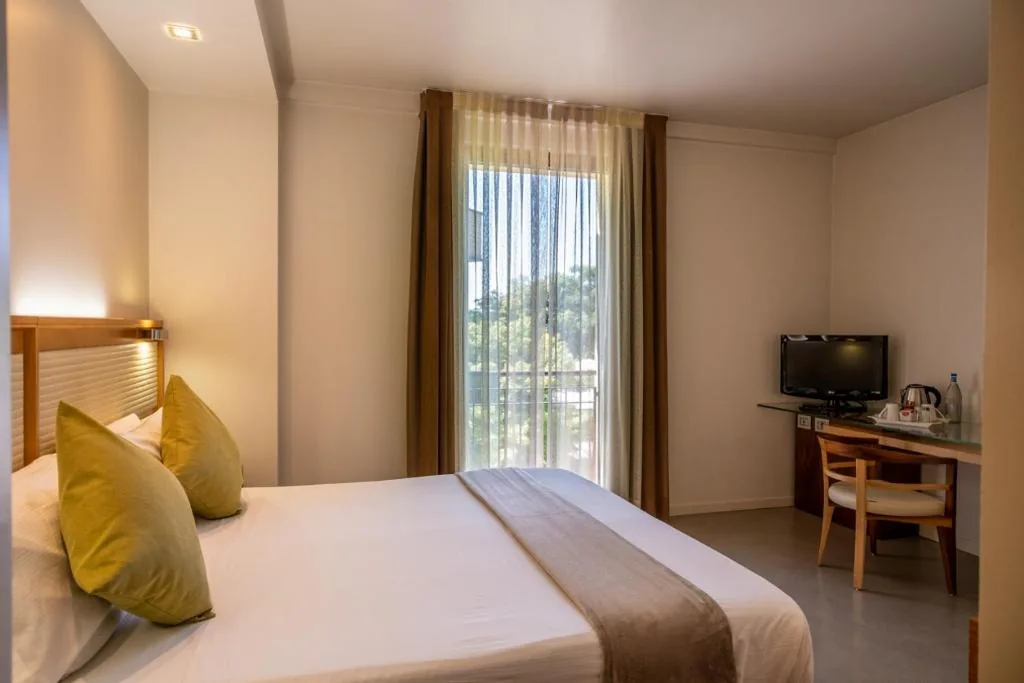 Deluxe Room — The Ziba Hotel & Spa