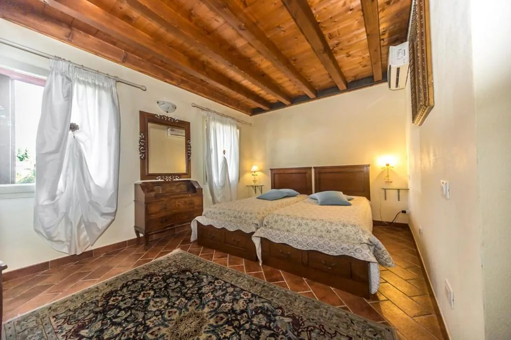 Twin Room — Ca’ Noemi
