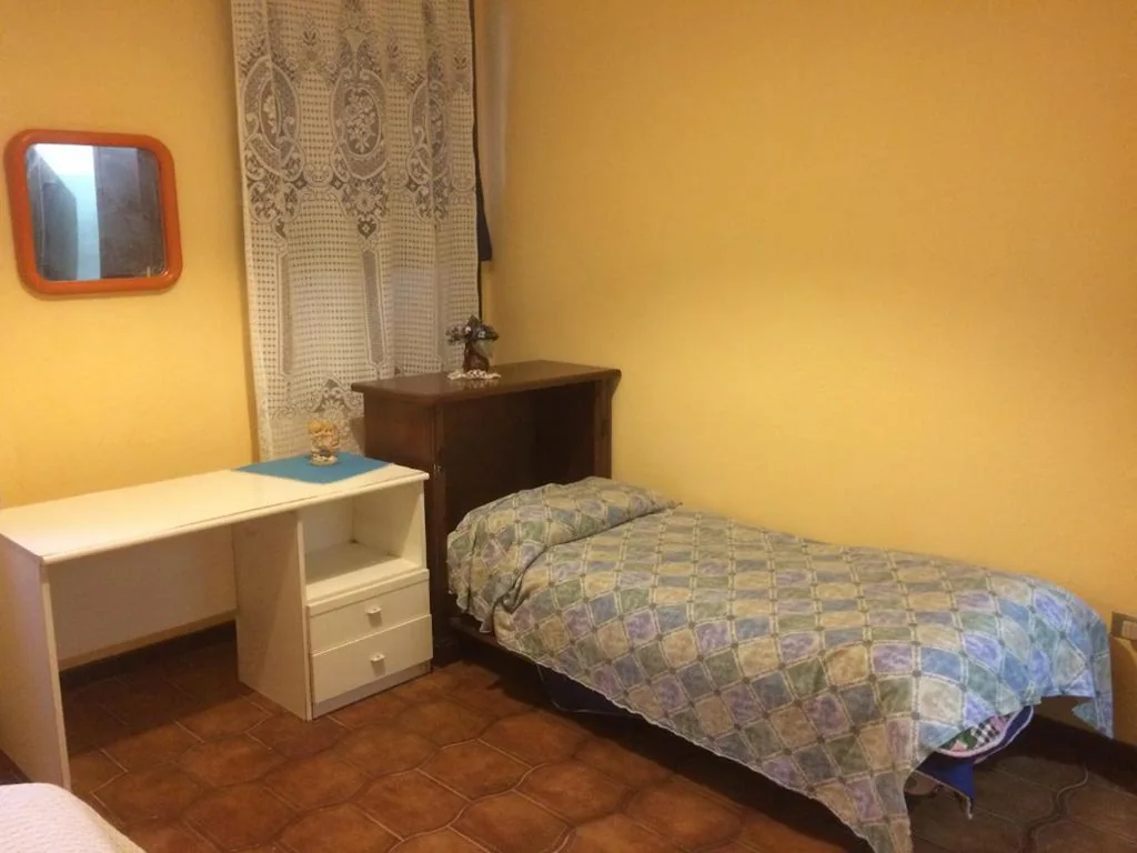 Twin Room with Shared Bathroom — Veniserelax