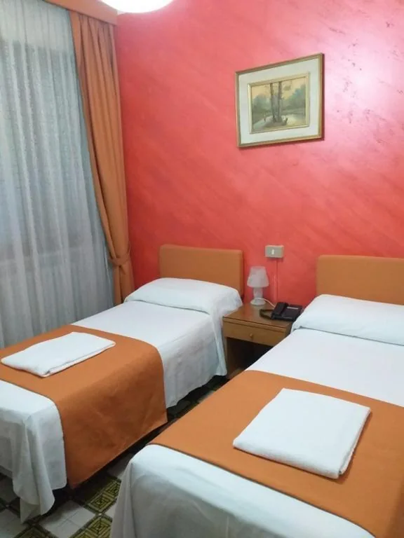 Camera Doppia con Letti Singoli — Hotel Arcella