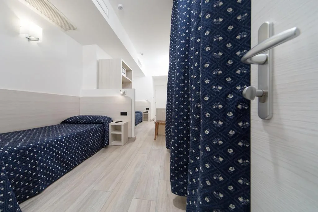 Twin Room — Hotel Giotto
