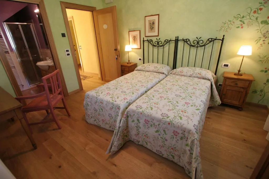 Twin Room — La Valdella