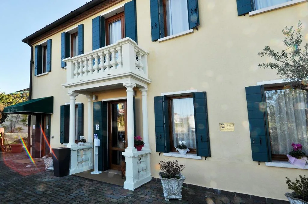 Double Room with Twin Beds — Locanda Baraca