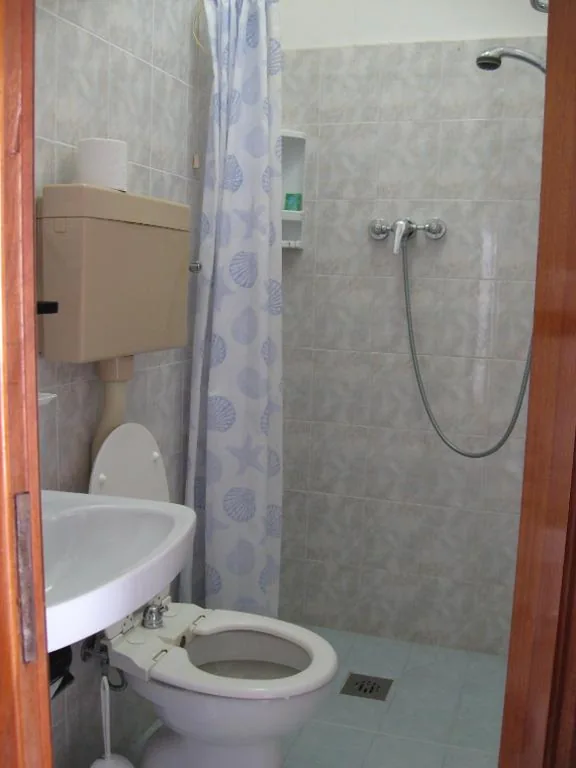 Economy Double or Twin Room — B&B Garnì Da Vito