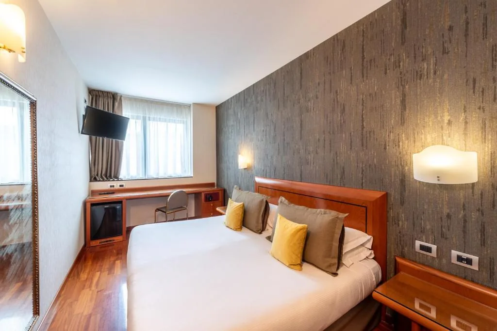 Economy Double or Twin Room — Hotel Palace Verona
