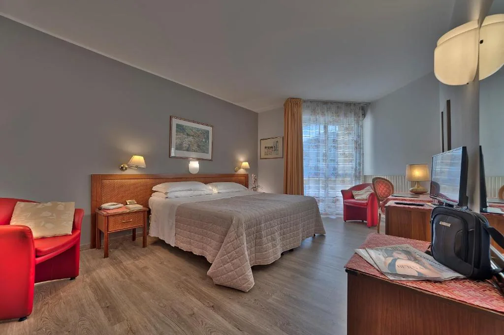 Economy Double or Twin Room — Hotel Petrarca Terme